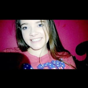 Meet your Posher, Jasmine